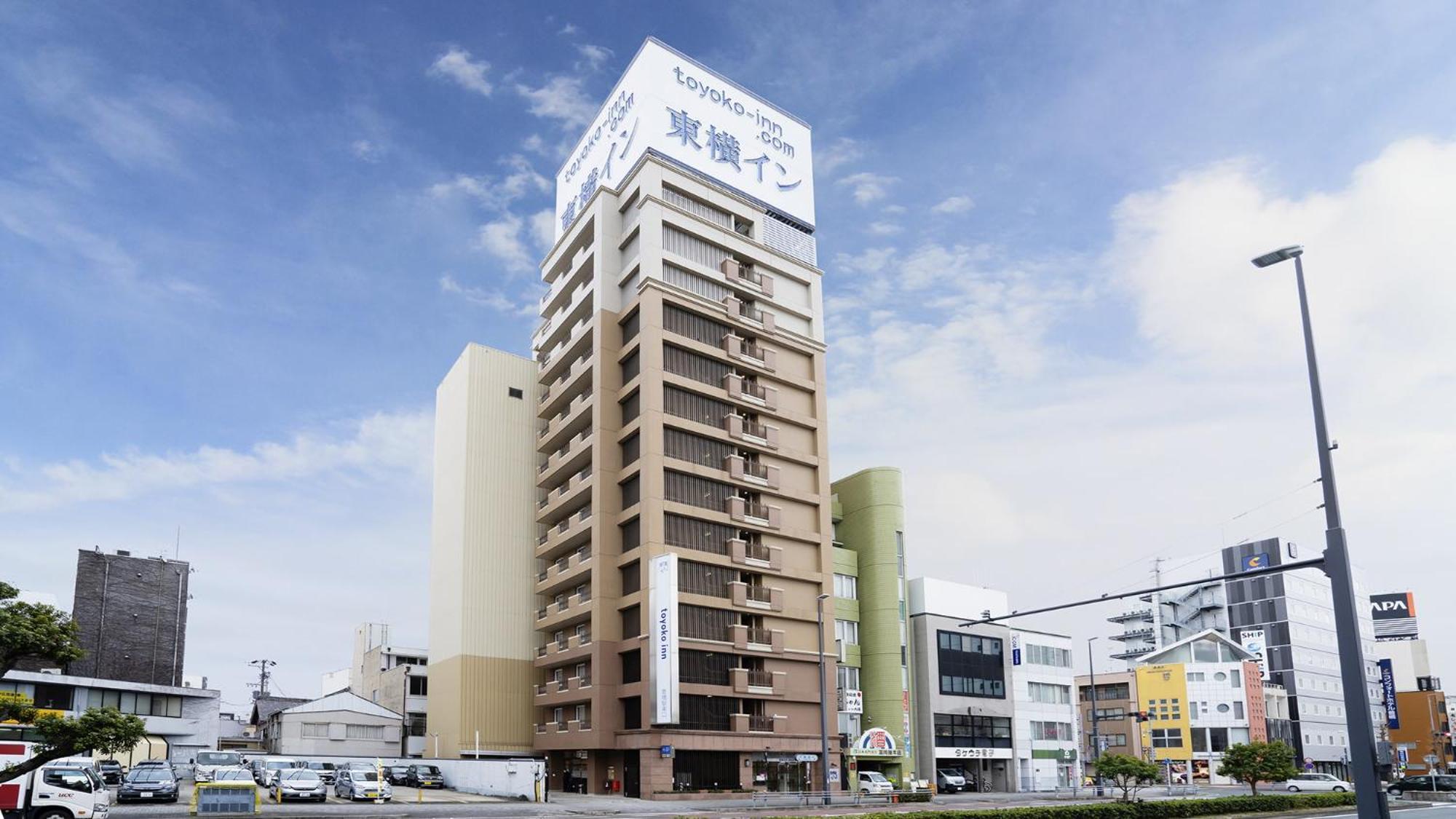 Toyoko Inn Toyohashi Eki Higashi Guchi Bagian luar foto
