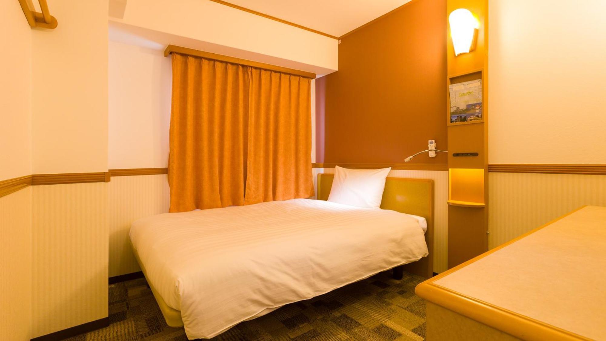 Toyoko Inn Toyohashi Eki Higashi Guchi Ruang foto
