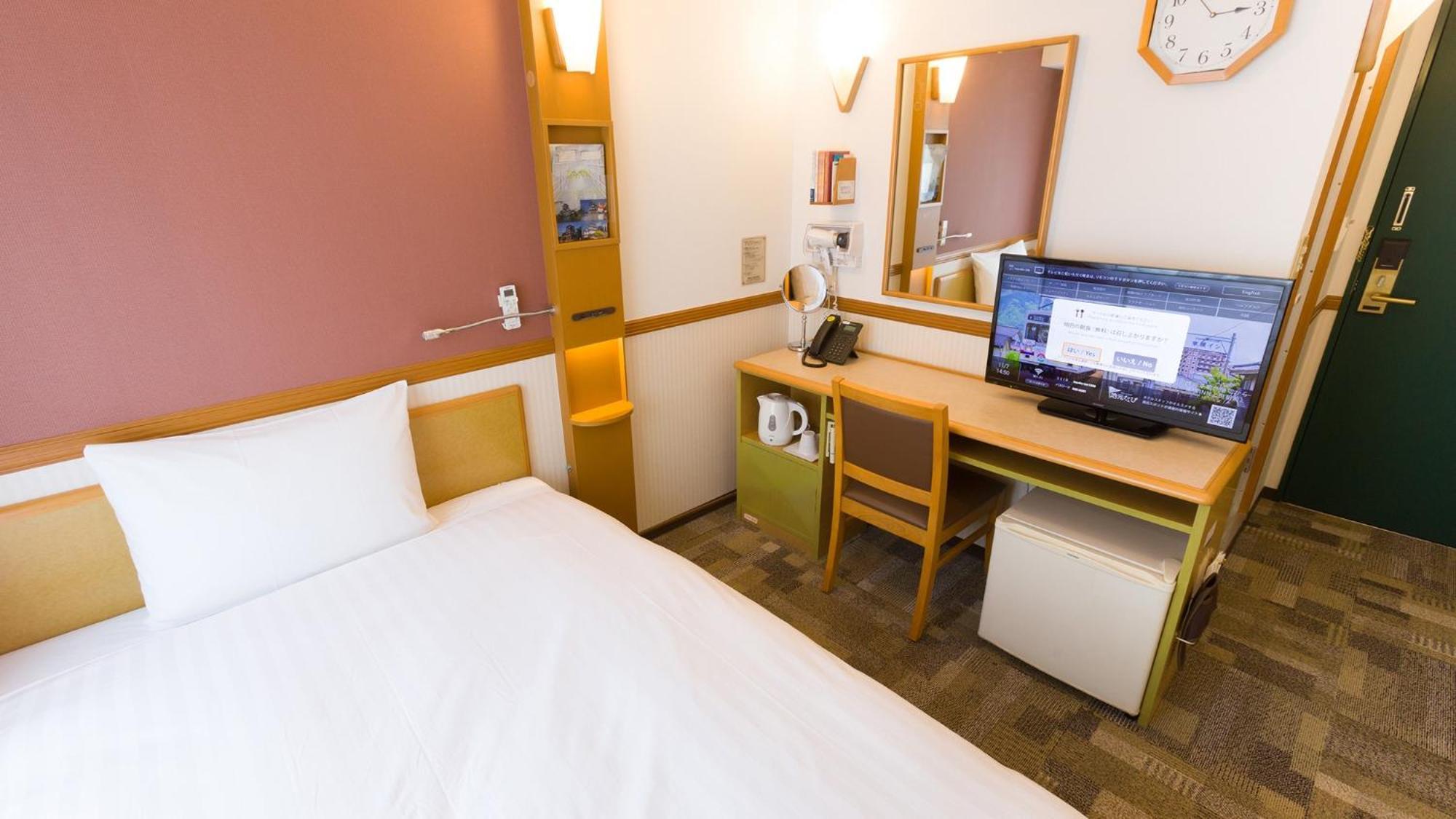 Toyoko Inn Toyohashi Eki Higashi Guchi Bagian luar foto