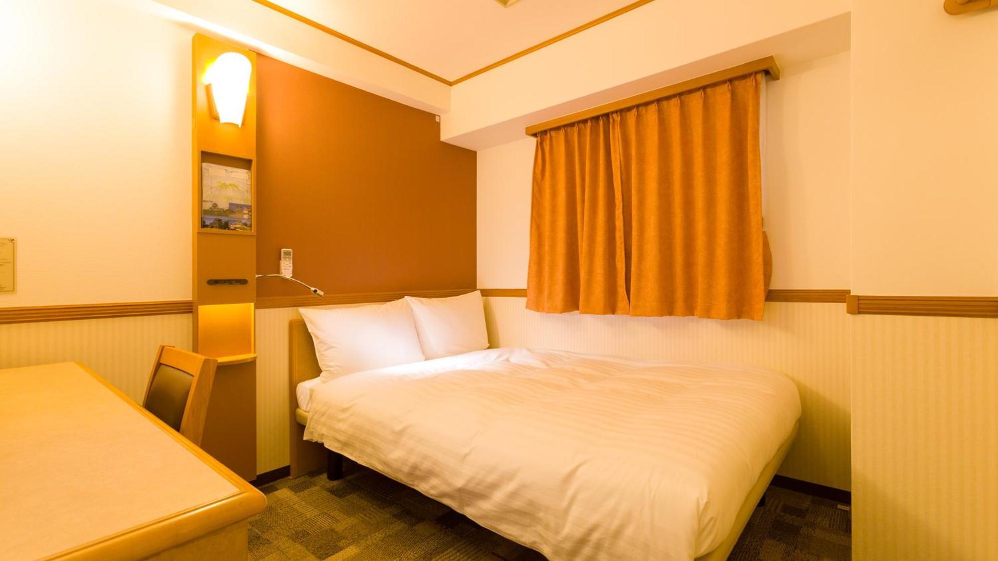 Toyoko Inn Toyohashi Eki Higashi Guchi Ruang foto