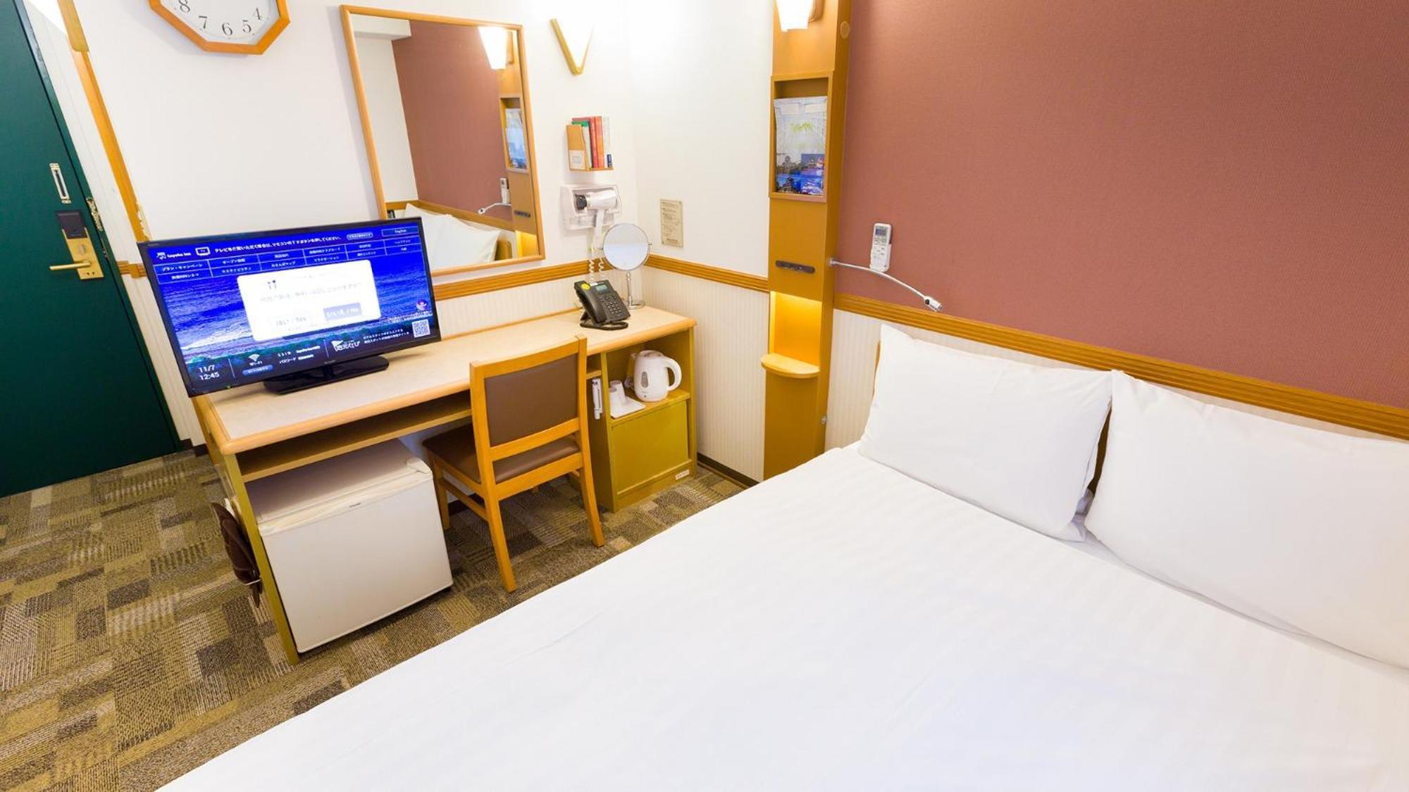 Toyoko Inn Toyohashi Eki Higashi Guchi Ruang foto
